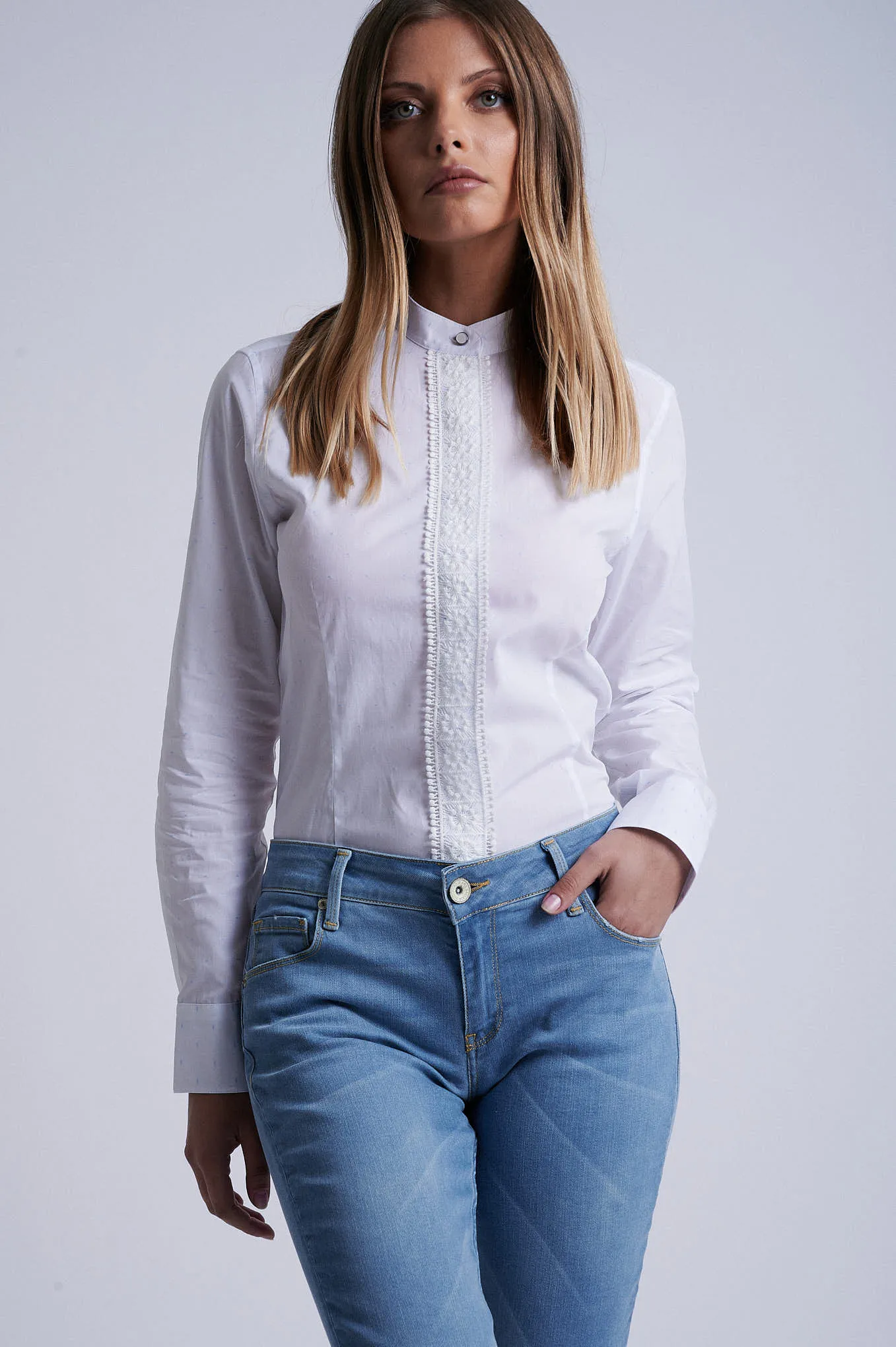 100% cotton shirt with mao collar and lace placket