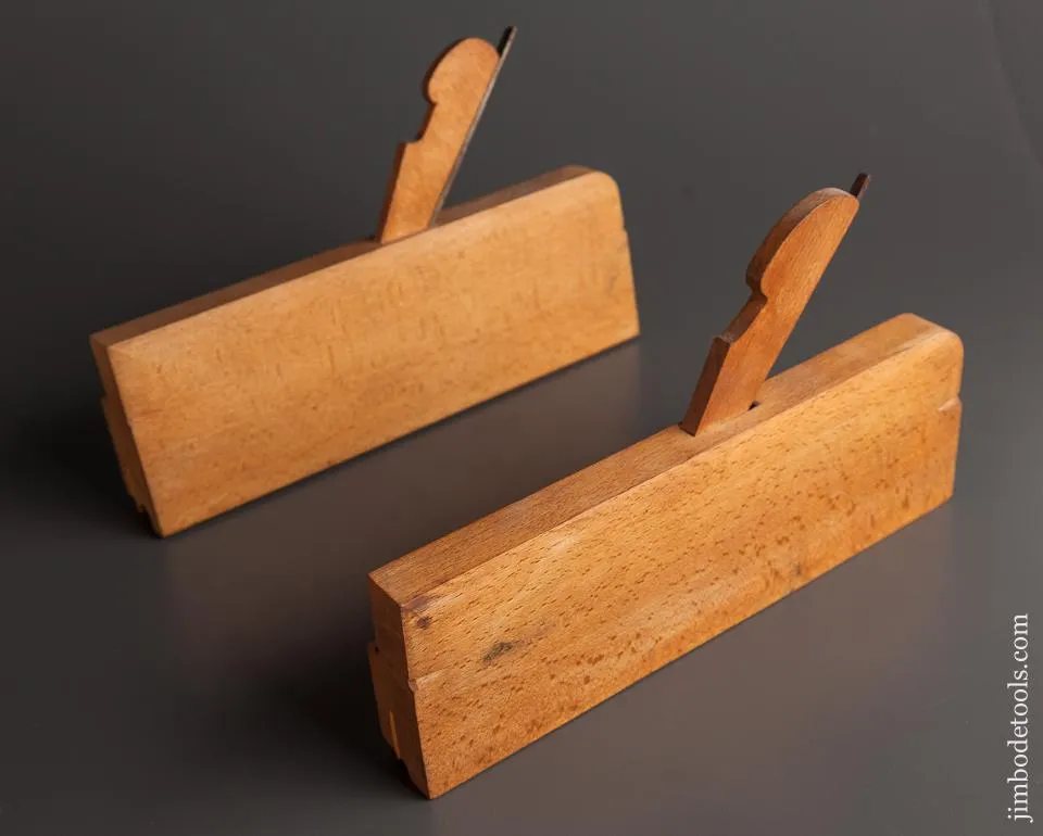 1/4 inch and 5/8 inch J. LOVELL CUMMINGTON MASS Side Bead Molding Planes circa 1860-80 DEAD MINT - 78139U