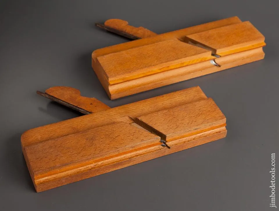 1/4 inch and 5/8 inch J. LOVELL CUMMINGTON MASS Side Bead Molding Planes circa 1860-80 DEAD MINT - 78139U