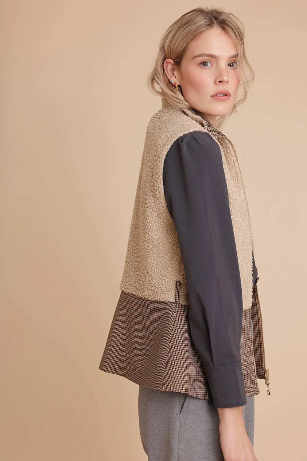 2-in-1 Teddy Jacket & Bodywarmer - Beige Check