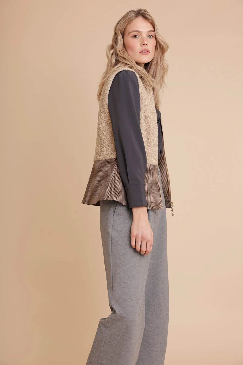 2-in-1 Teddy Jacket & Bodywarmer - Beige Check