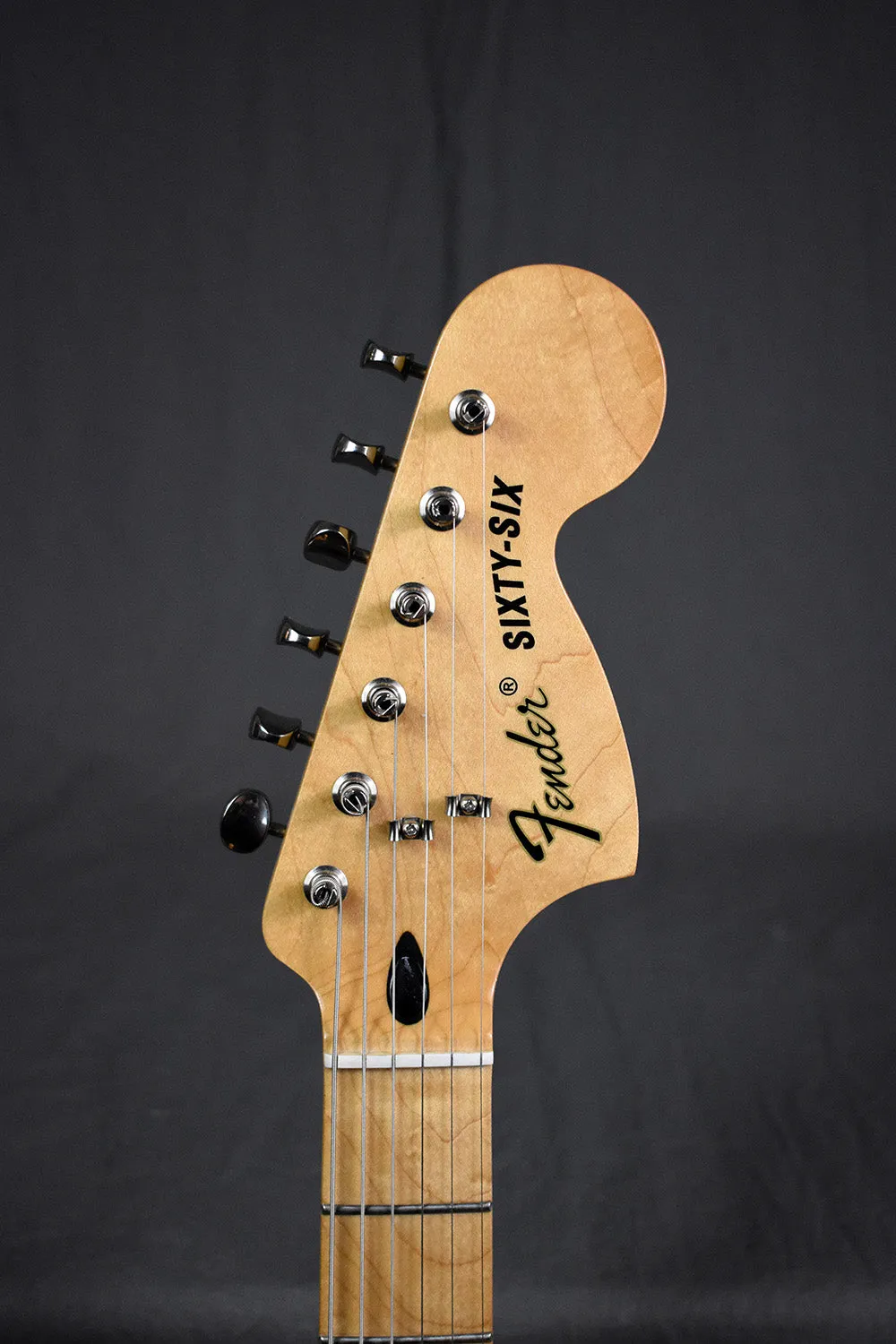 2019 Fender Alternate Reality Sixty-Six