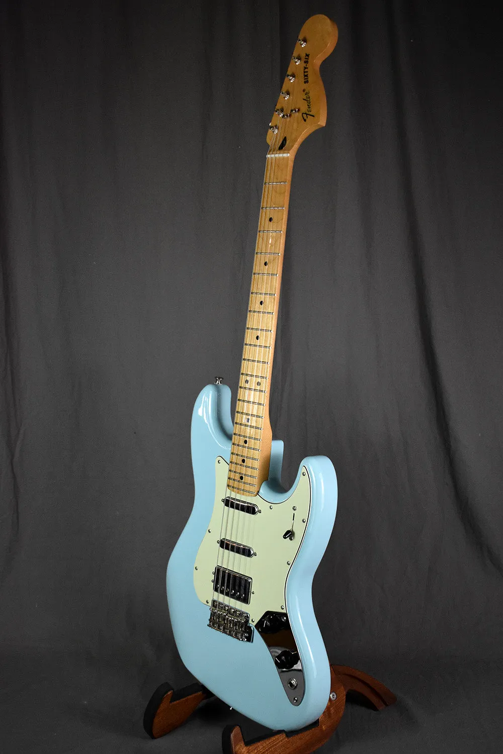 2019 Fender Alternate Reality Sixty-Six