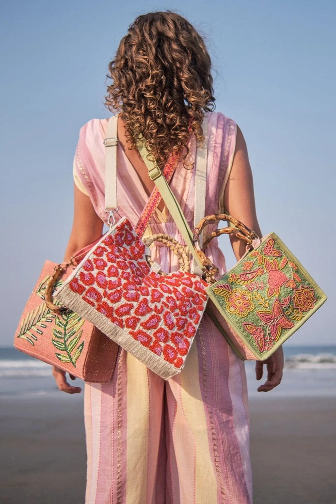 AB22676 Tina Pink Leopard Handheld Tote