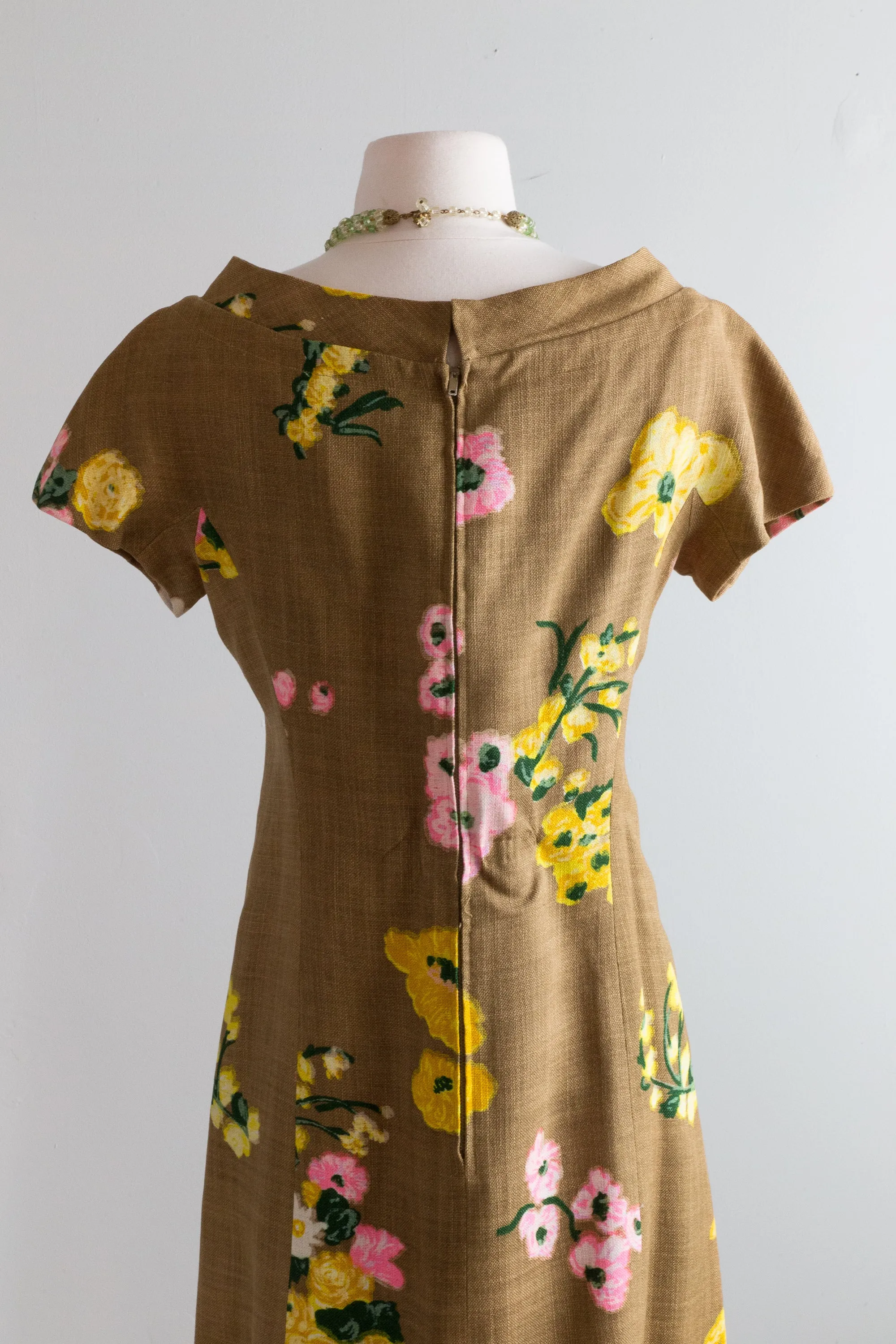 Adorable 1960's Floral Print Day Dress From Saks / Medium