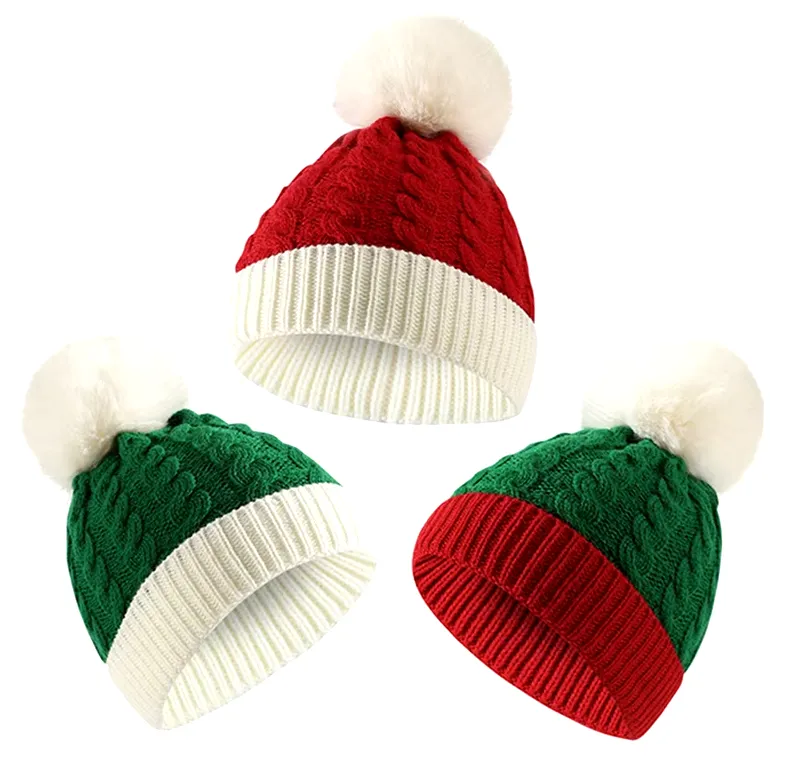 Adults Unisex Christmas Santa PomPom Beanie Hat in Green Red