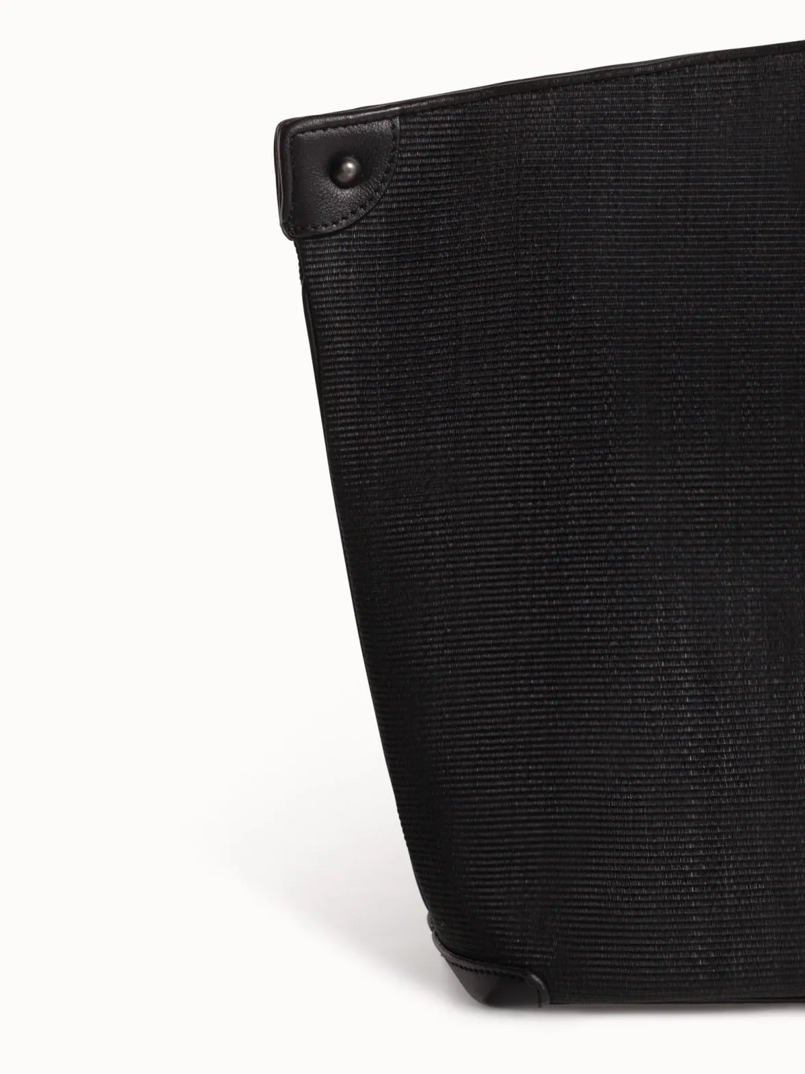 Ai Small Shoulder Tote