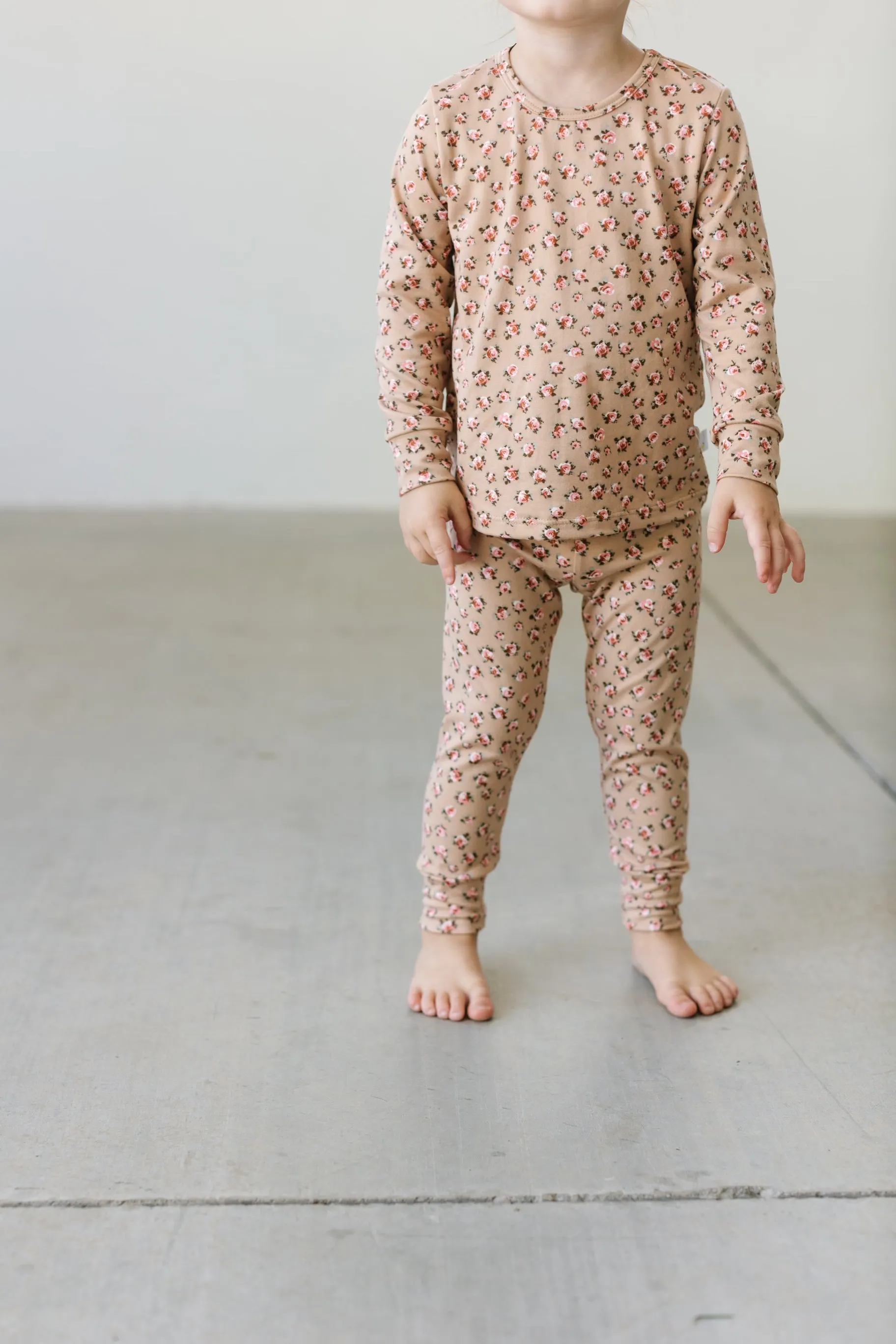 antique / two piece skinny / long sleeve