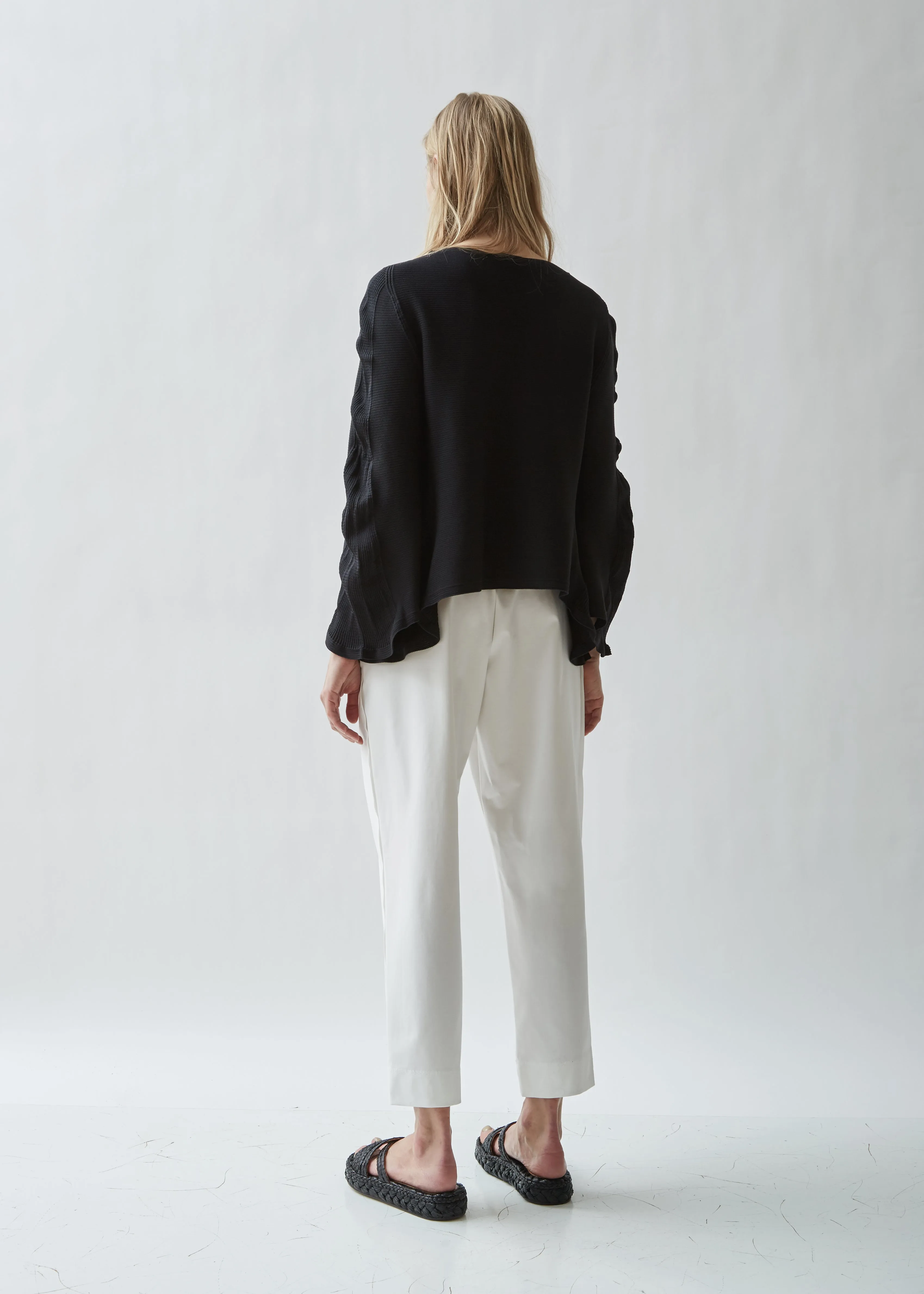 Arch Circle Knit Long Sleeve Top