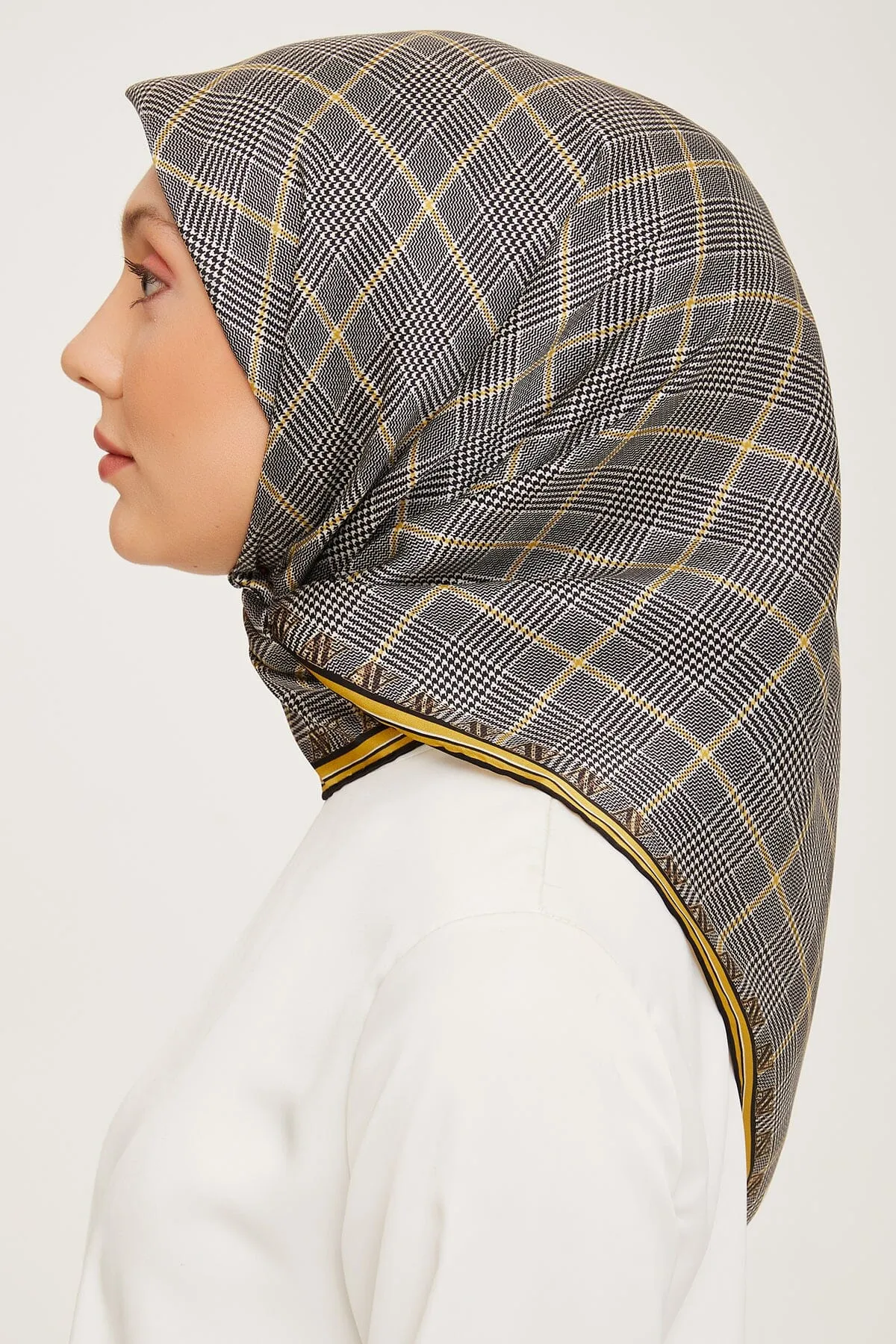 Armine Legian Women Silk Scarf #32