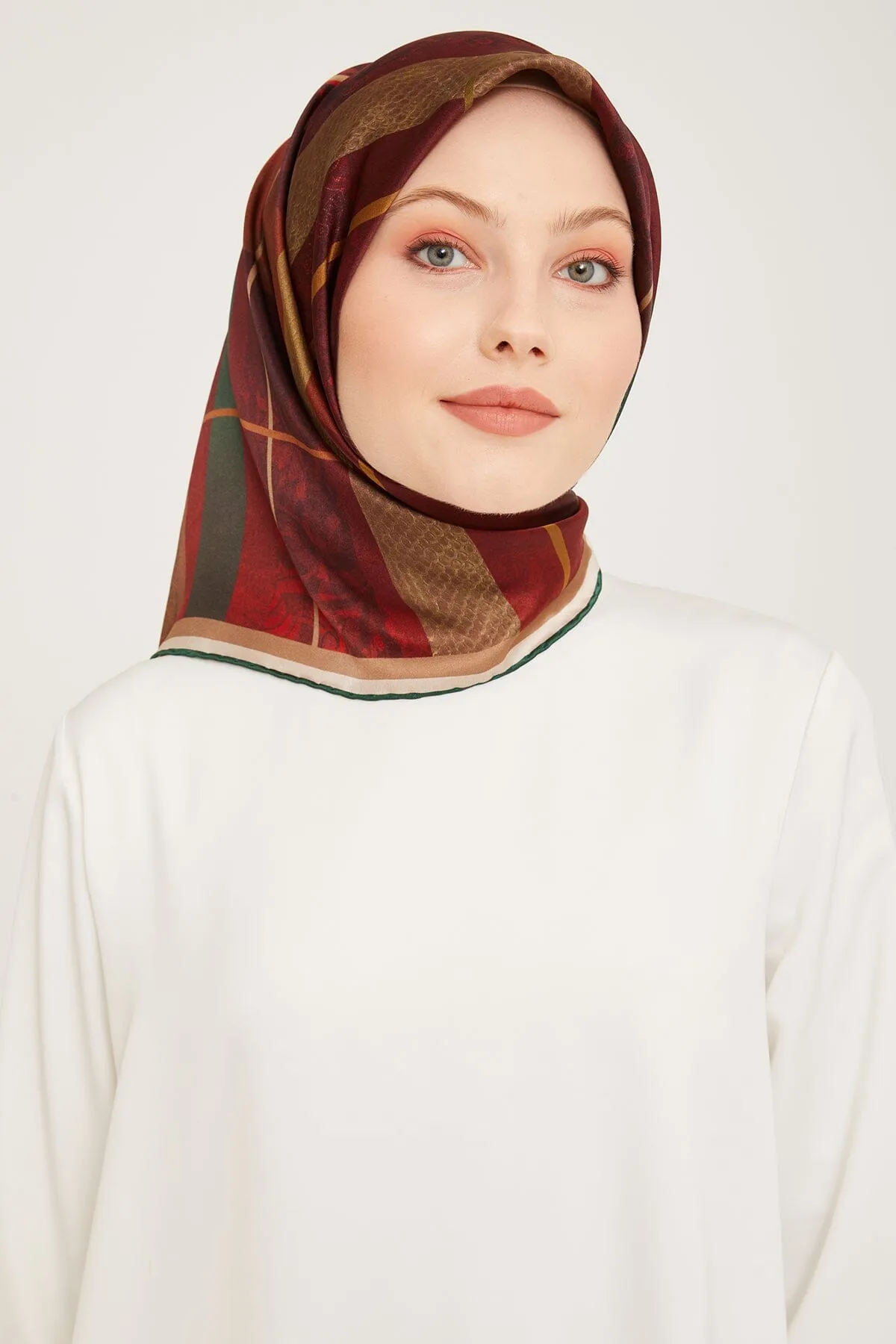 Armine Srisuri Elegant Silk Scarf #56