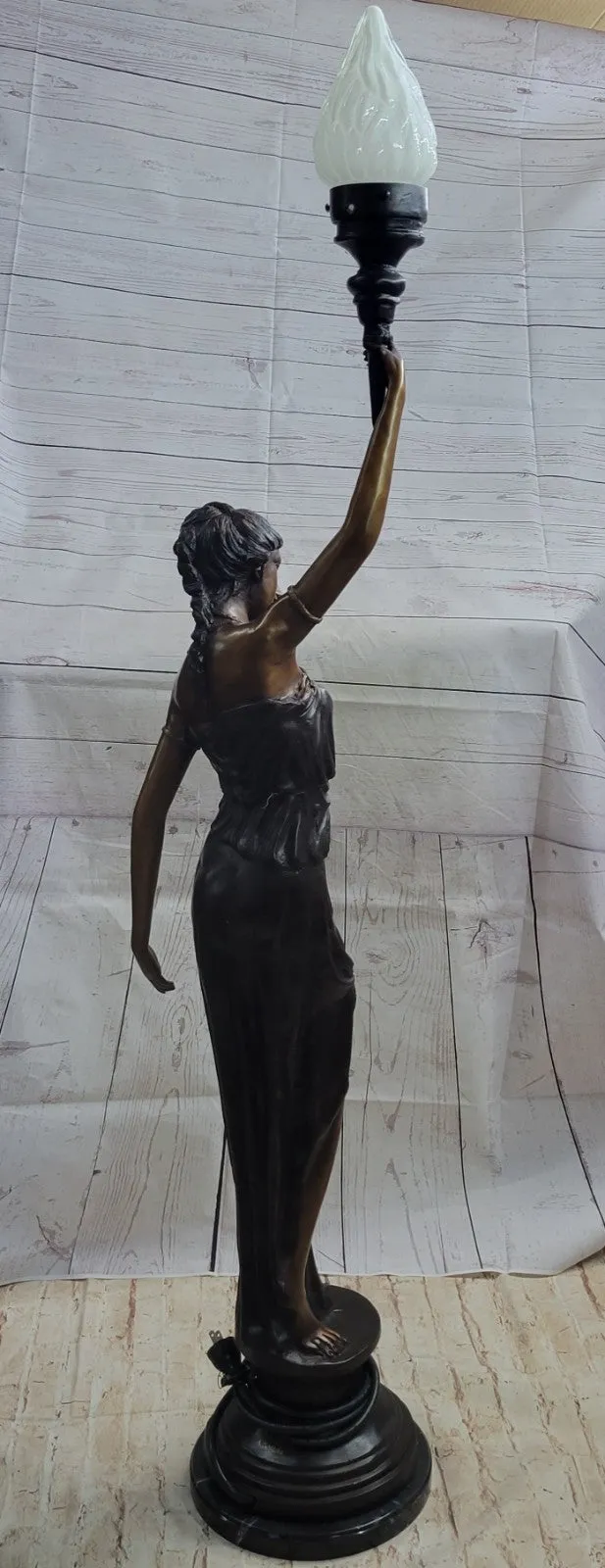 Art Deco/Nouveau Hot Cast Tall Woman French Lamp Bronze Sculpture Statue Deal