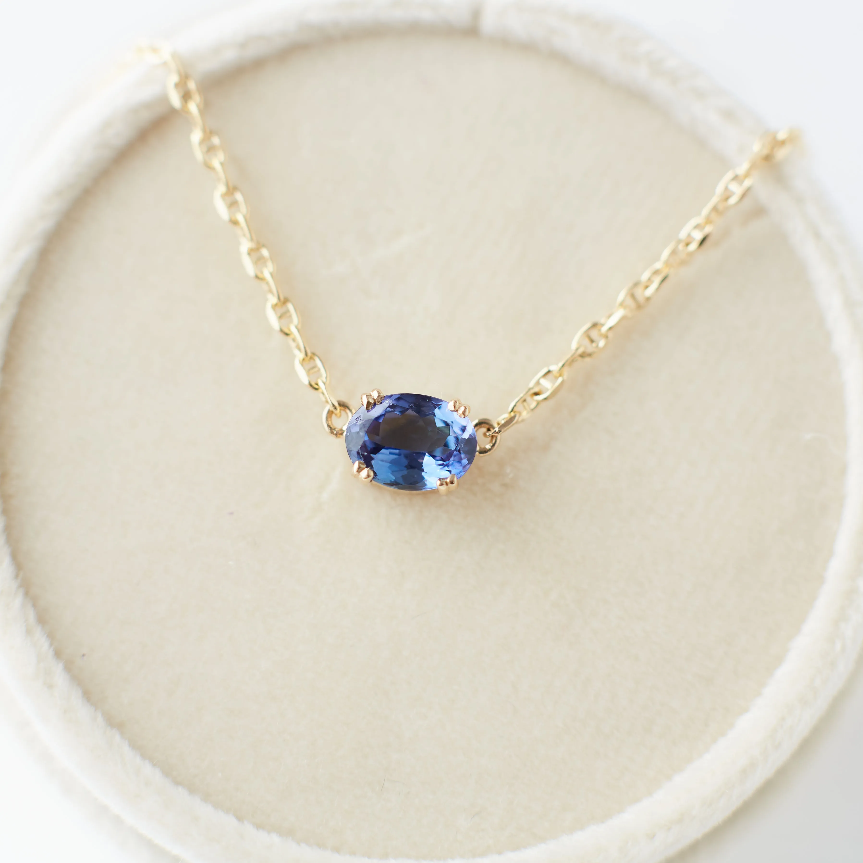 Aurora Necklace - 1.36 Periwinkle Oval Tanzanite