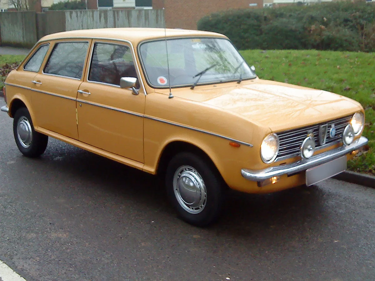 Austin Maxi 1969 - 1981 DustPRO Indoor Car Cover