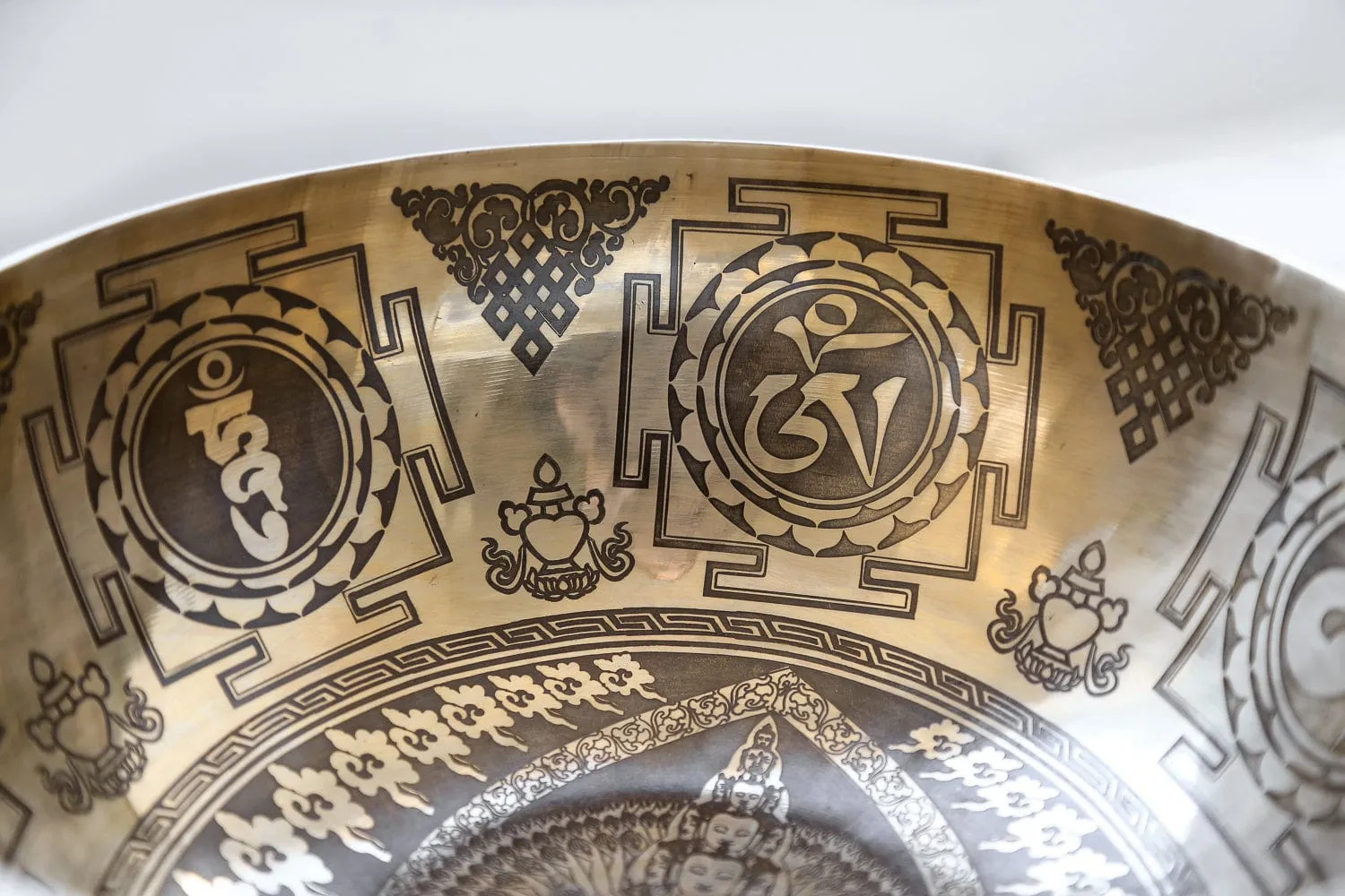 Avalokiteshvara Bodhisattva Singing Bowl