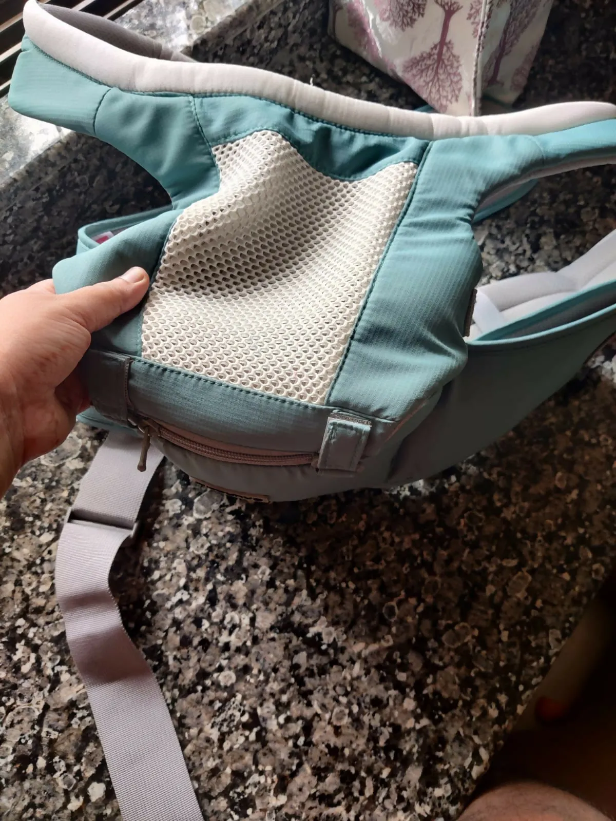BABYHUG 5 in 1 Hip Seat Cum Baby Carrier