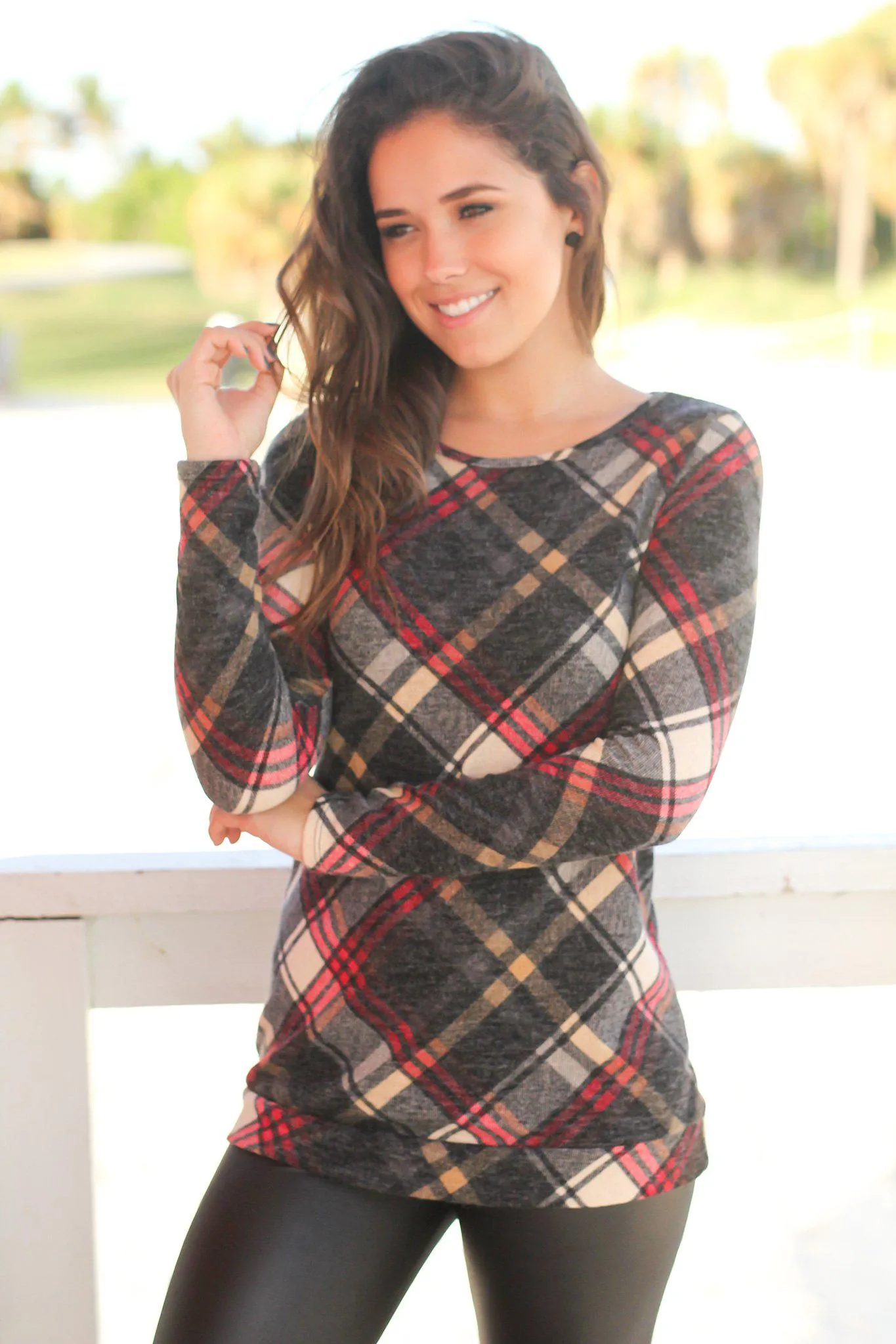 Black and Cream Long Sleeve Plaid Top