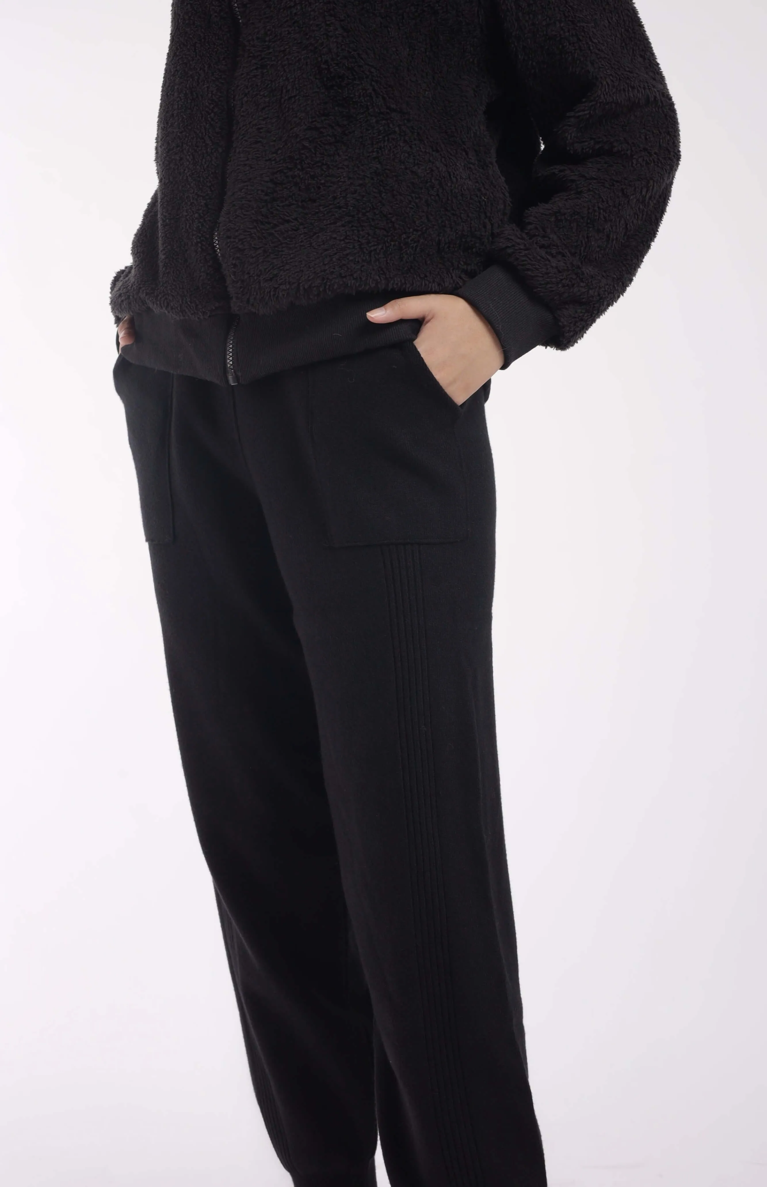 Black Basic Knit Winter Jogger