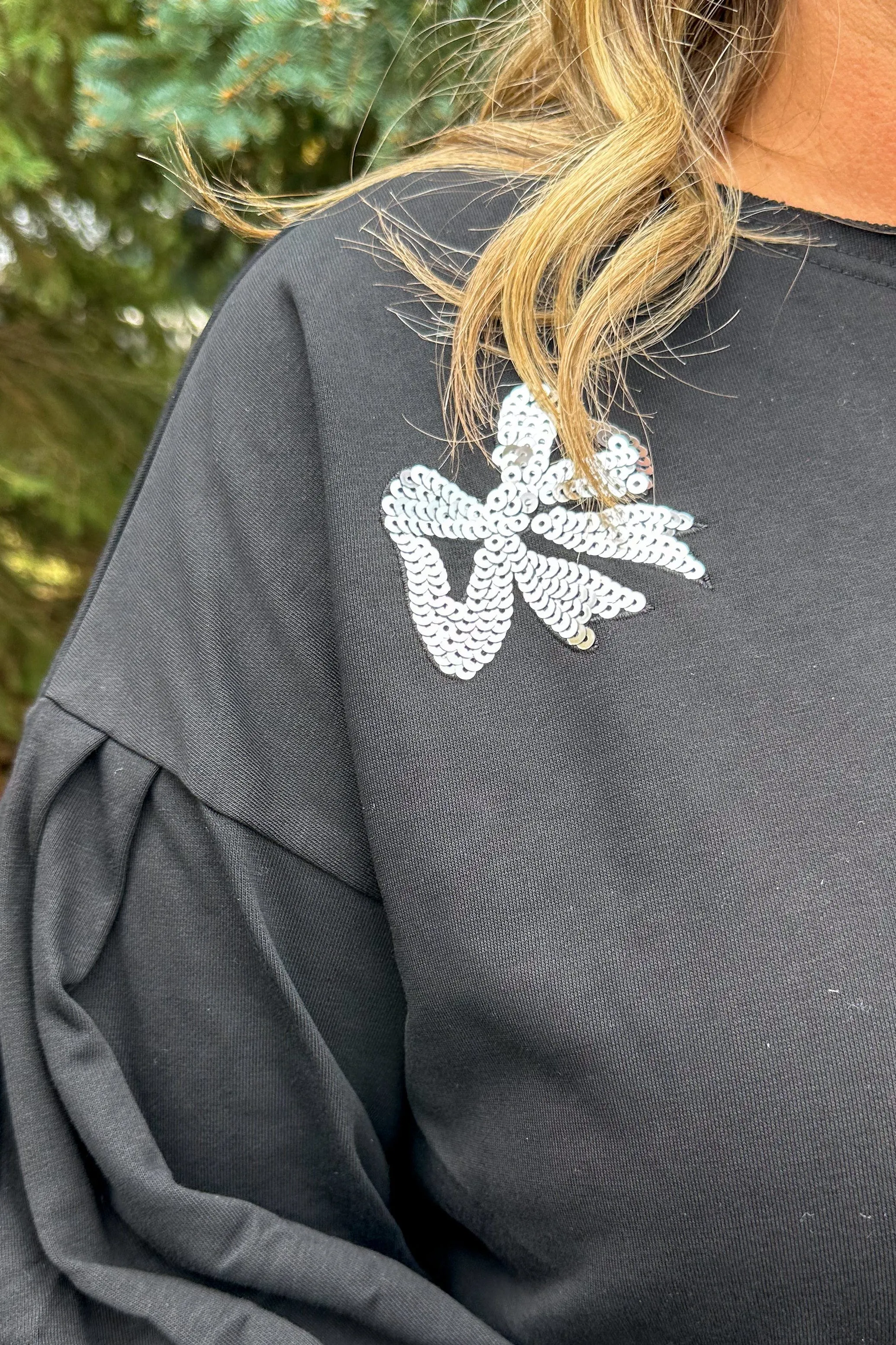 Black Glitter Bow Pullover