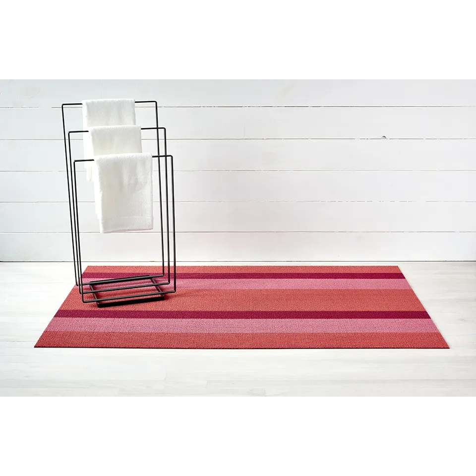 BOLD STRIPE SHAG MAT, PUNCH