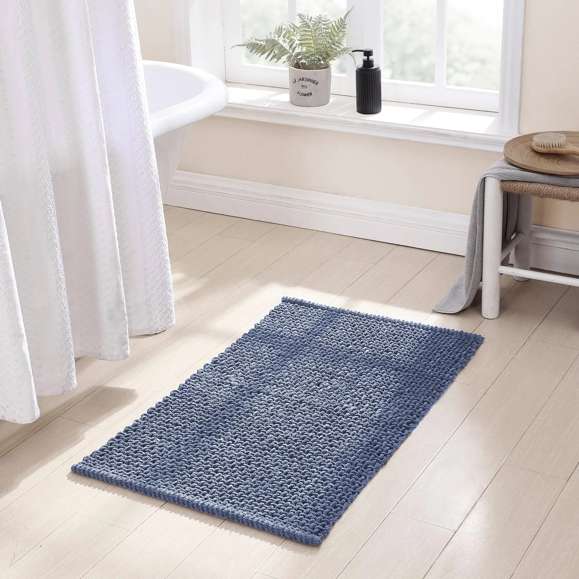 Brielle Home Ramsey Handwoven Bath Rug