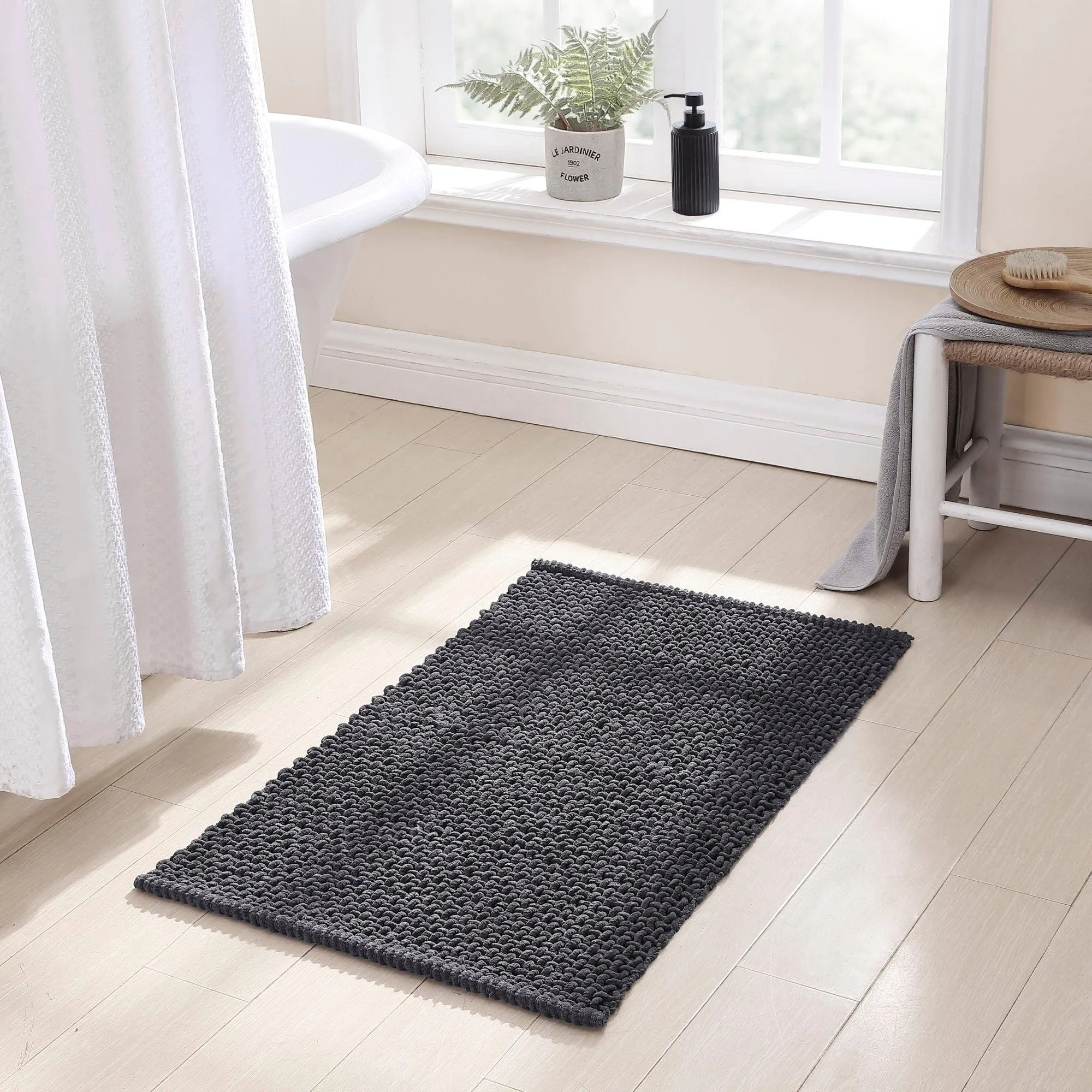 Brielle Home Ramsey Handwoven Bath Rug
