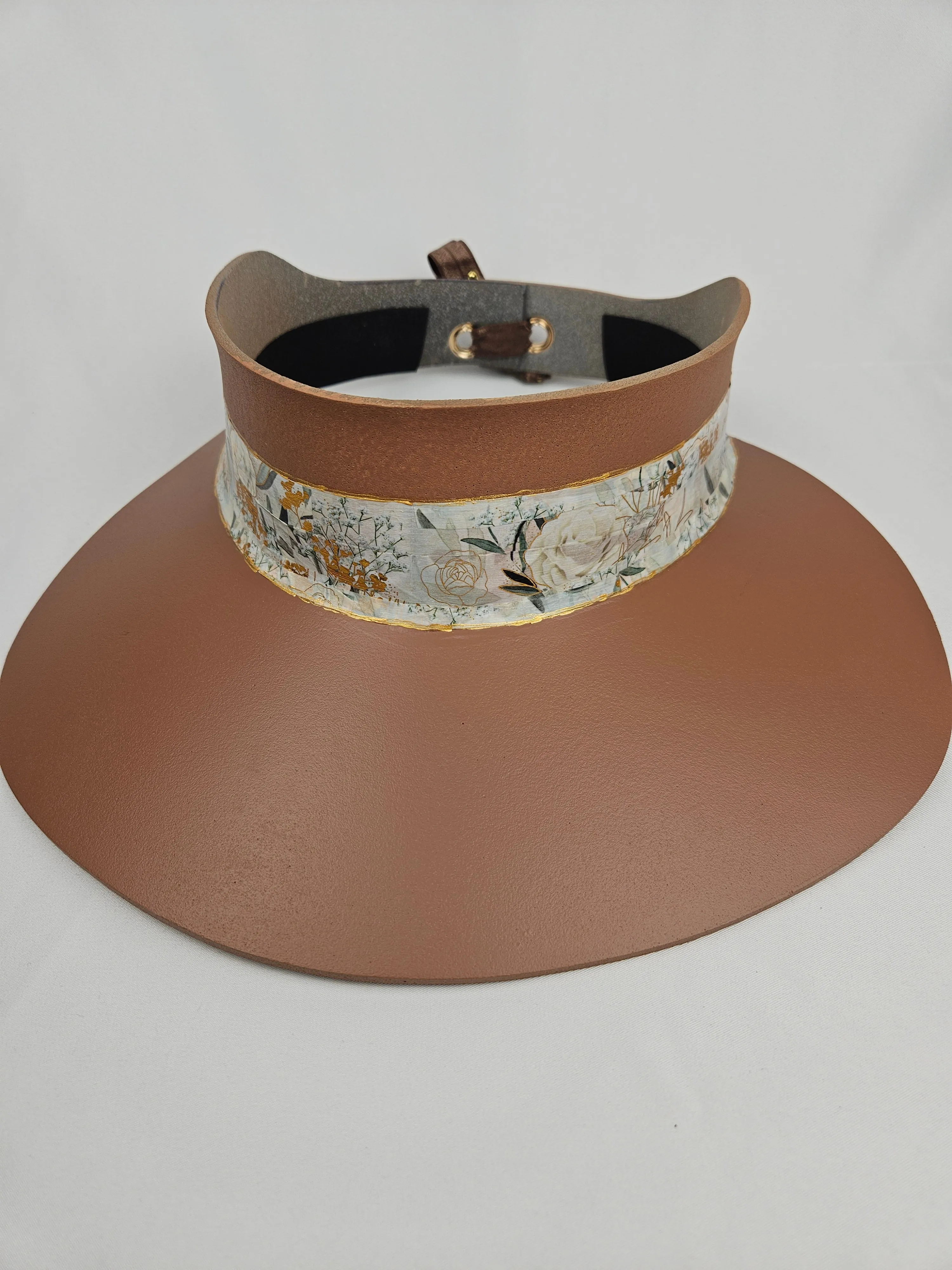 Brown "LadyEVA" Visor Hat with Stylish White and Gold Floral Band