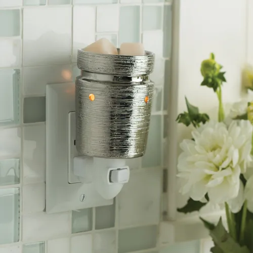 Brushed Chrome Pluggable Warmer
