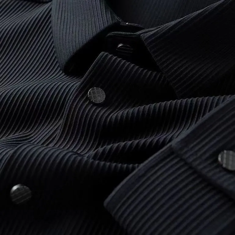 Business Casual Long-Sleeve Shirt with Turn-Down Collar