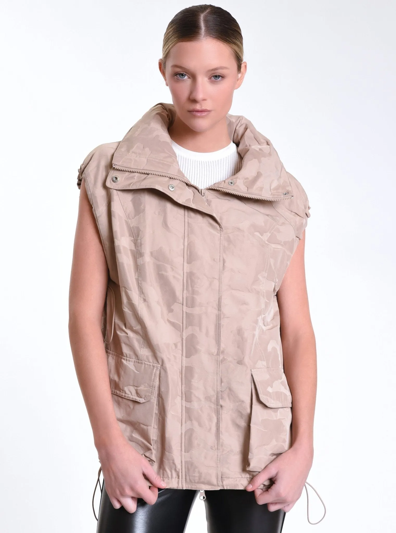 Camo Oversize Svetlana Vest