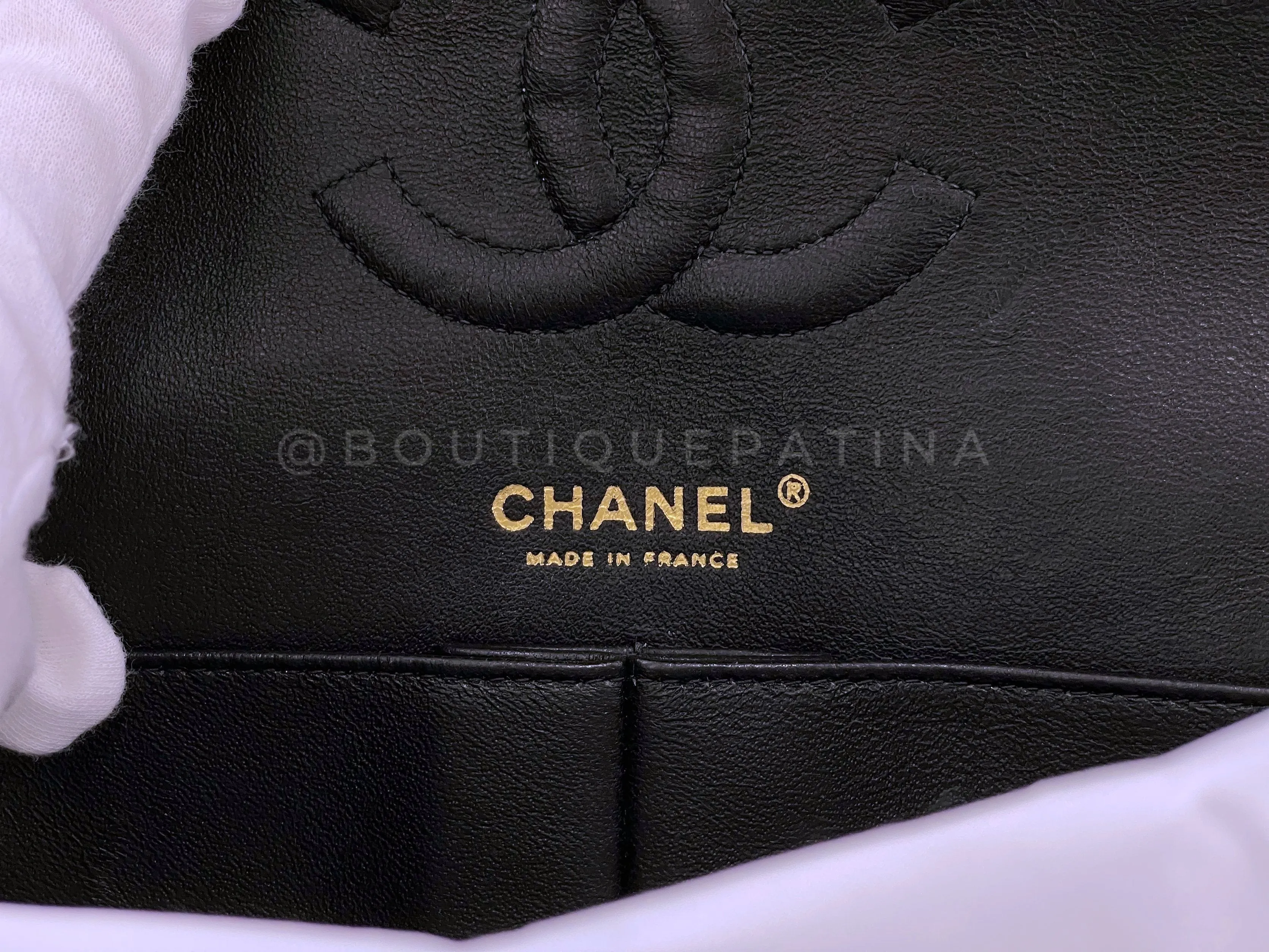 Chanel 2003 Vintage Black Caviar Medium Classic Double Flap Bag 24k GHW