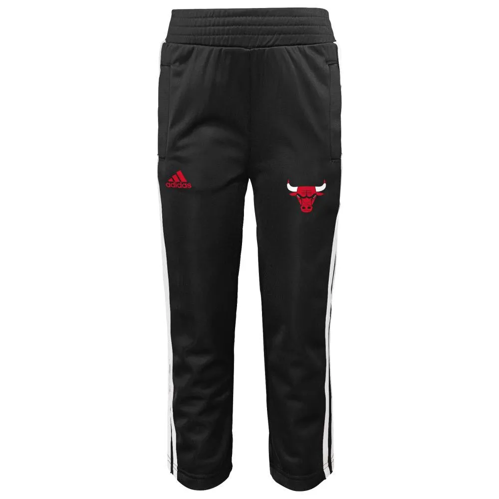 Chicago Bulls Infant/Toddler Short Sleeve Shirt and Pants Outfit
