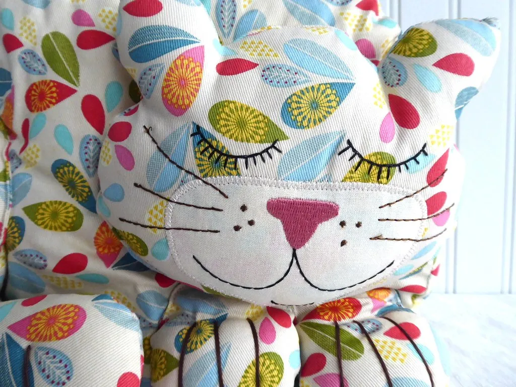 Chintz Cat Tea Cozy Large Cosy Padded Cat Shaped Cozy Ulster Weavers Embroidered