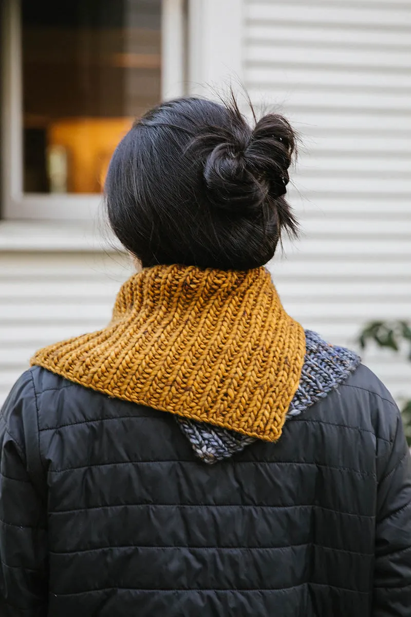 Churchmouse Classics Patterns - Double Split Color-Blocked Cowl - PDF Download