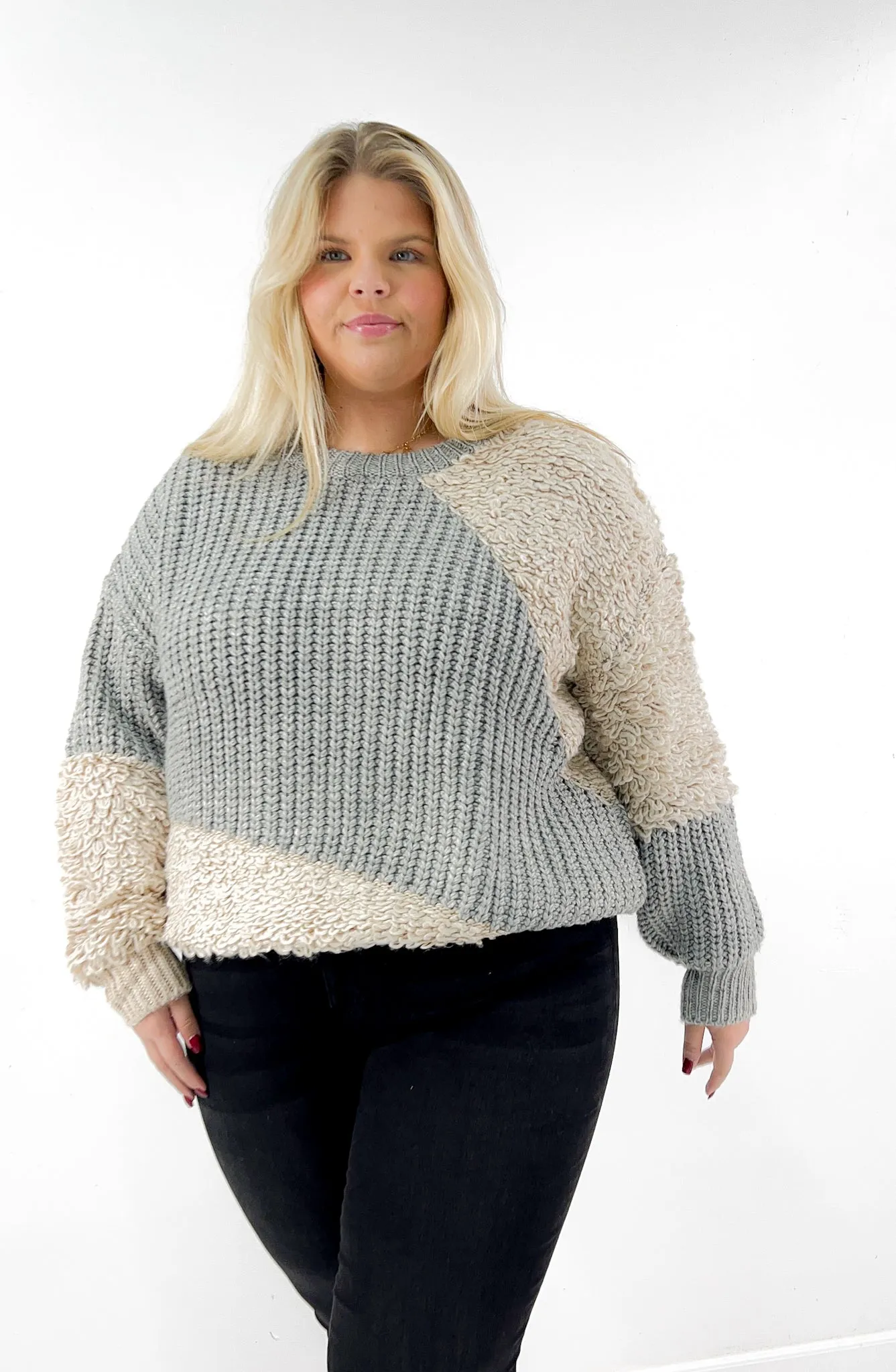 Color Block Loop Contrast Pullover Curvy Sweater