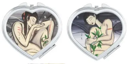 Compact Heart Shaped Mirror