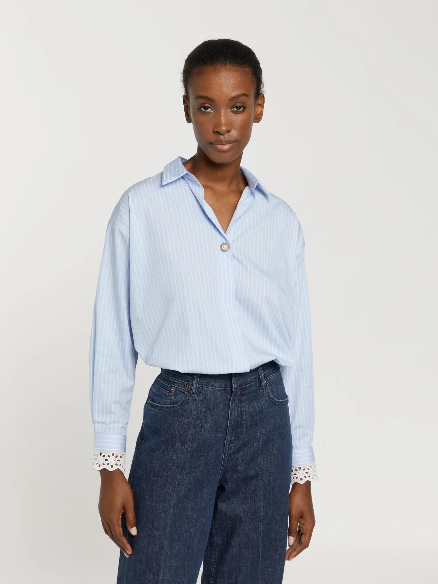 Contrasting stripes shirt with open collar