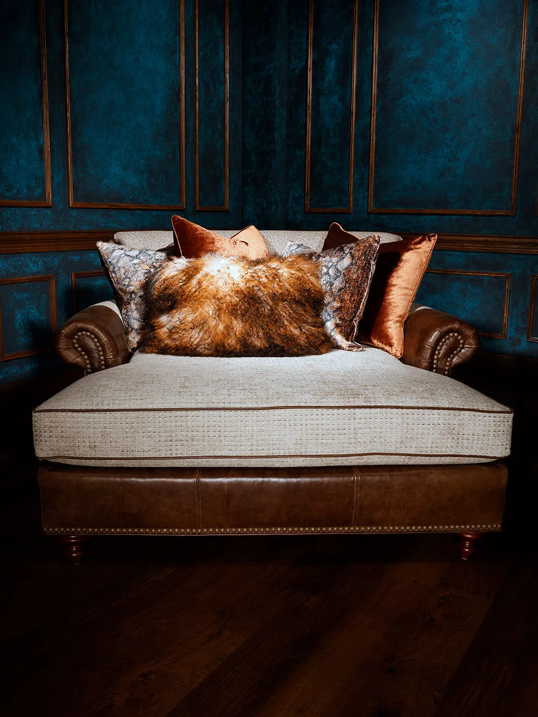 Country Comfort Western Chaise Lounge