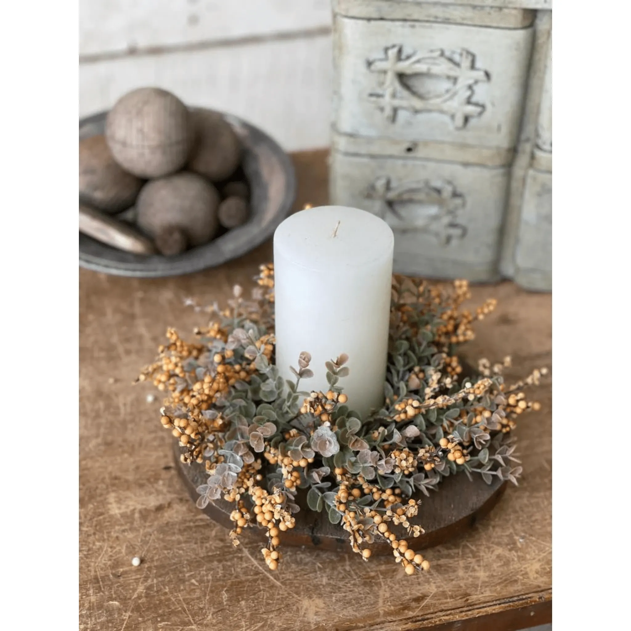 Crispin Mustard Berry Candle Ring 9"