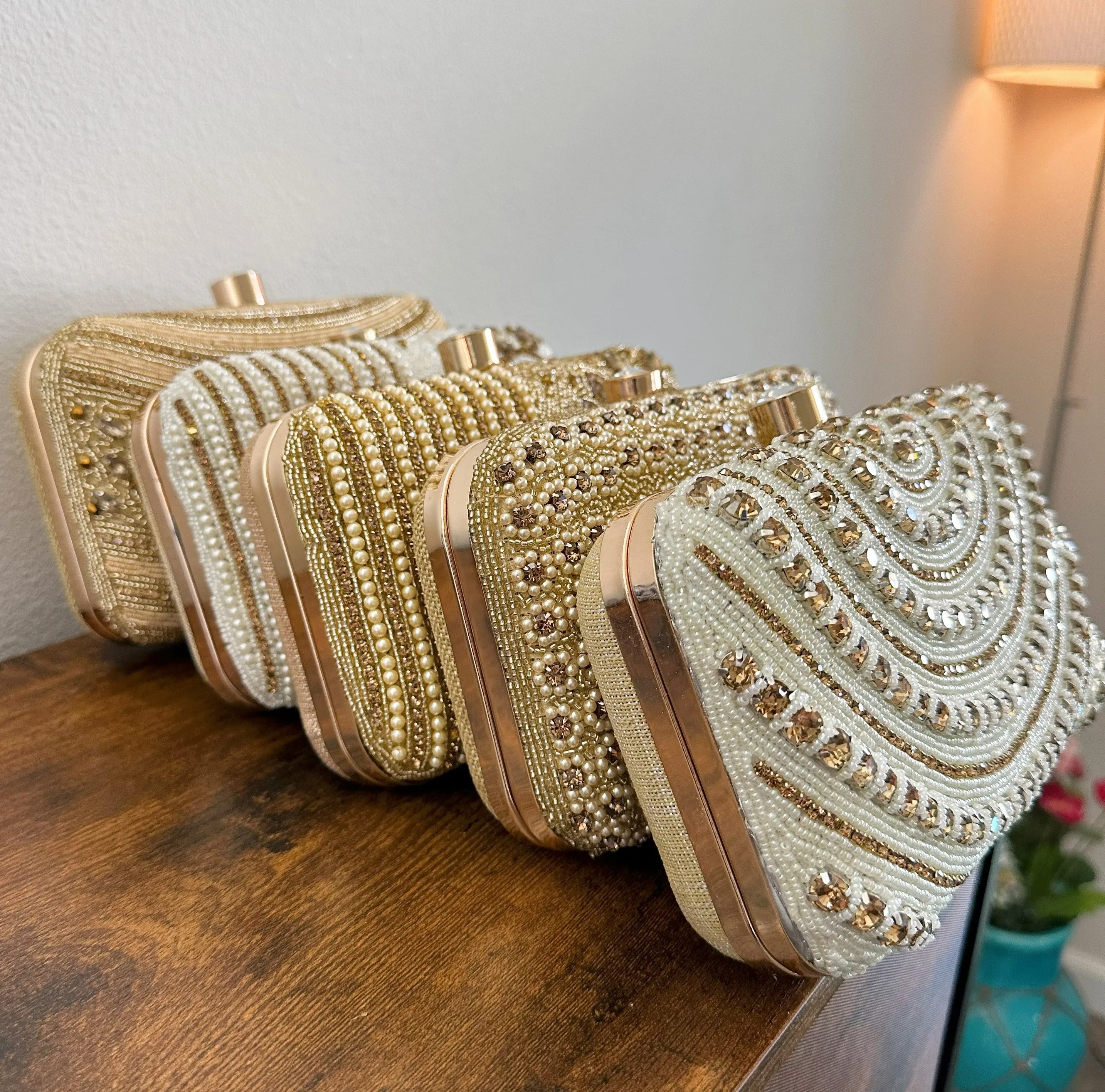 Crystal Crossbody Bridal Box Clutch [White]