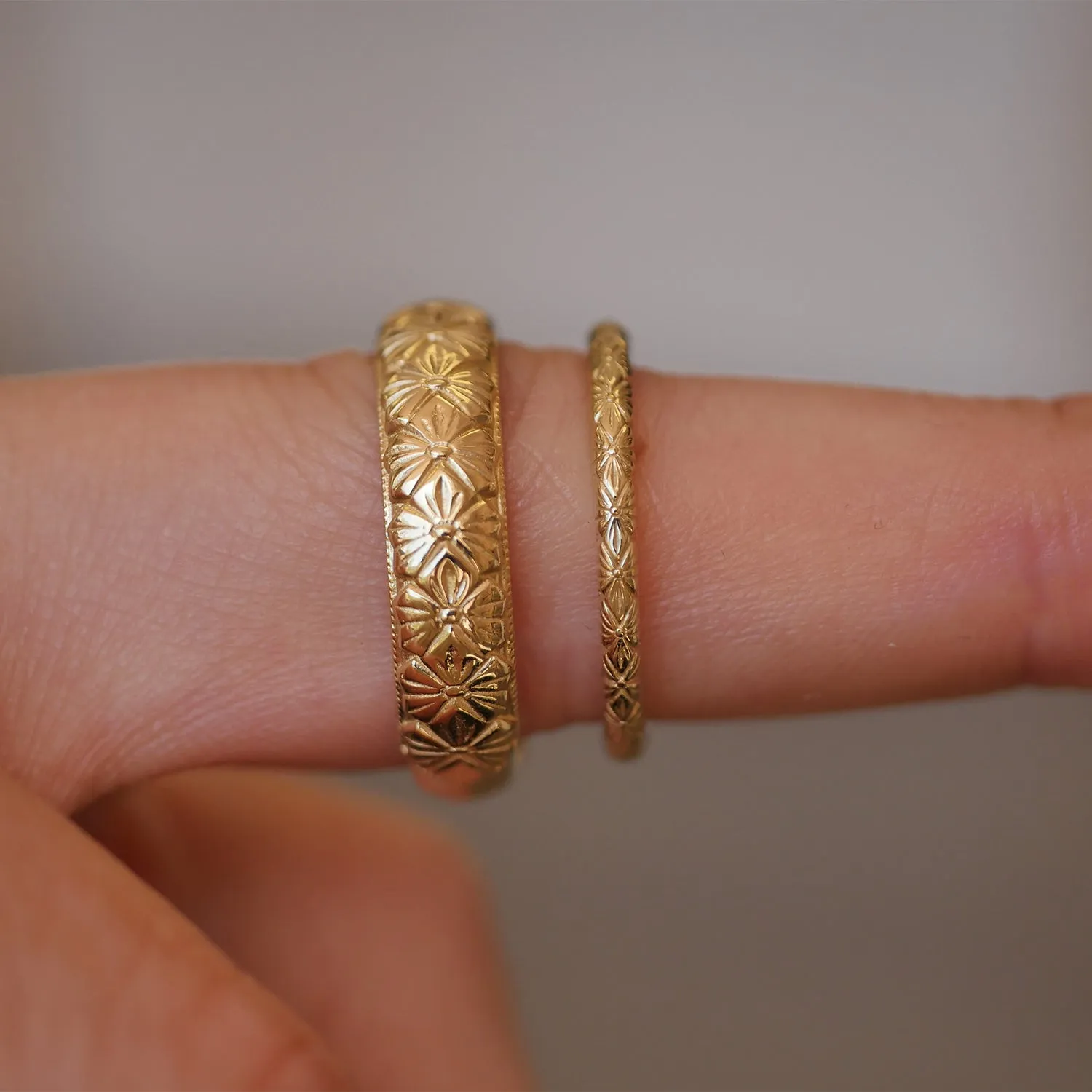 Delicate Deco Floral Band