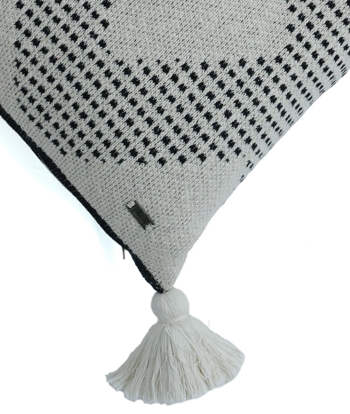Diamond Check Cotton Knitted Decorative Black & Natural Color 18 x 18 Inches Cushion Cover