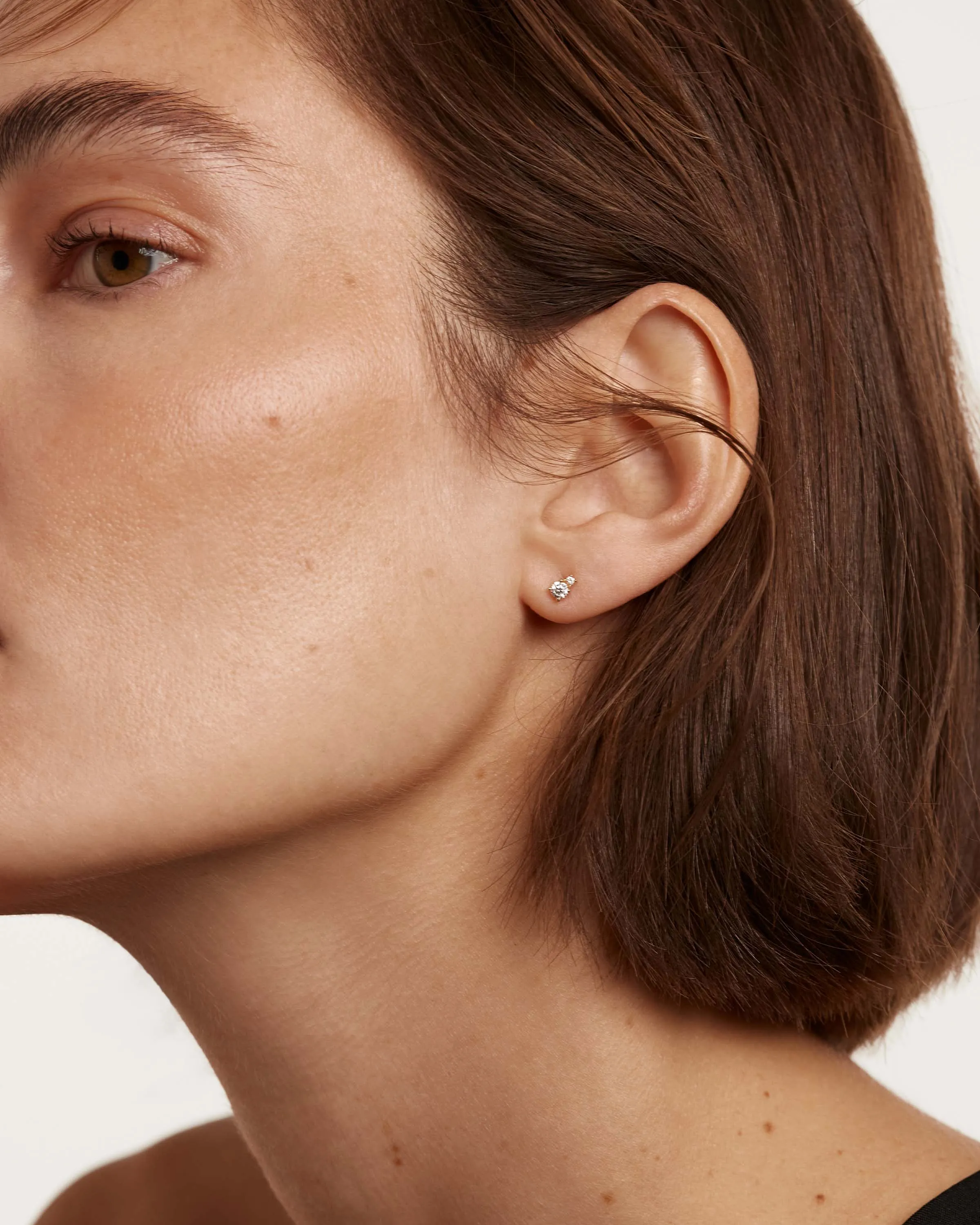 Diamonds and Gold Asymetric Studs