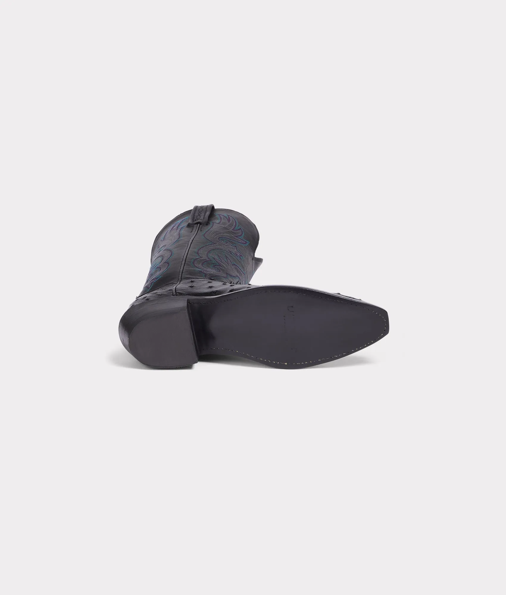 Dolly :: Black