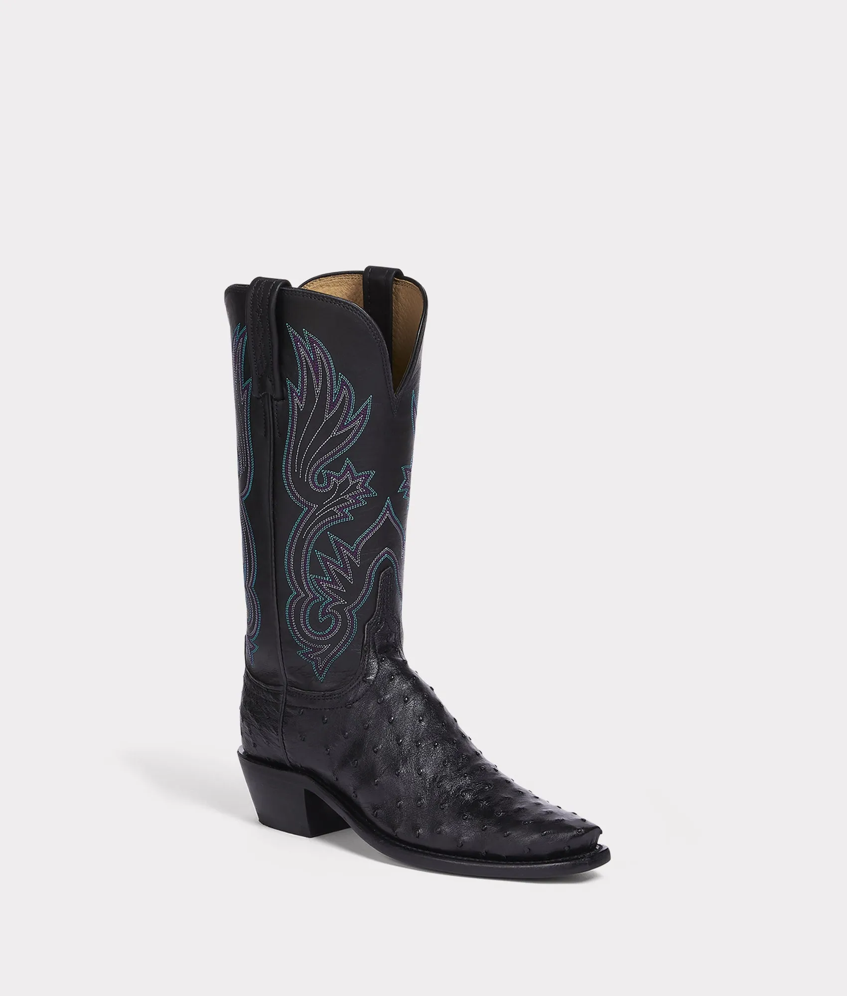 Dolly :: Black