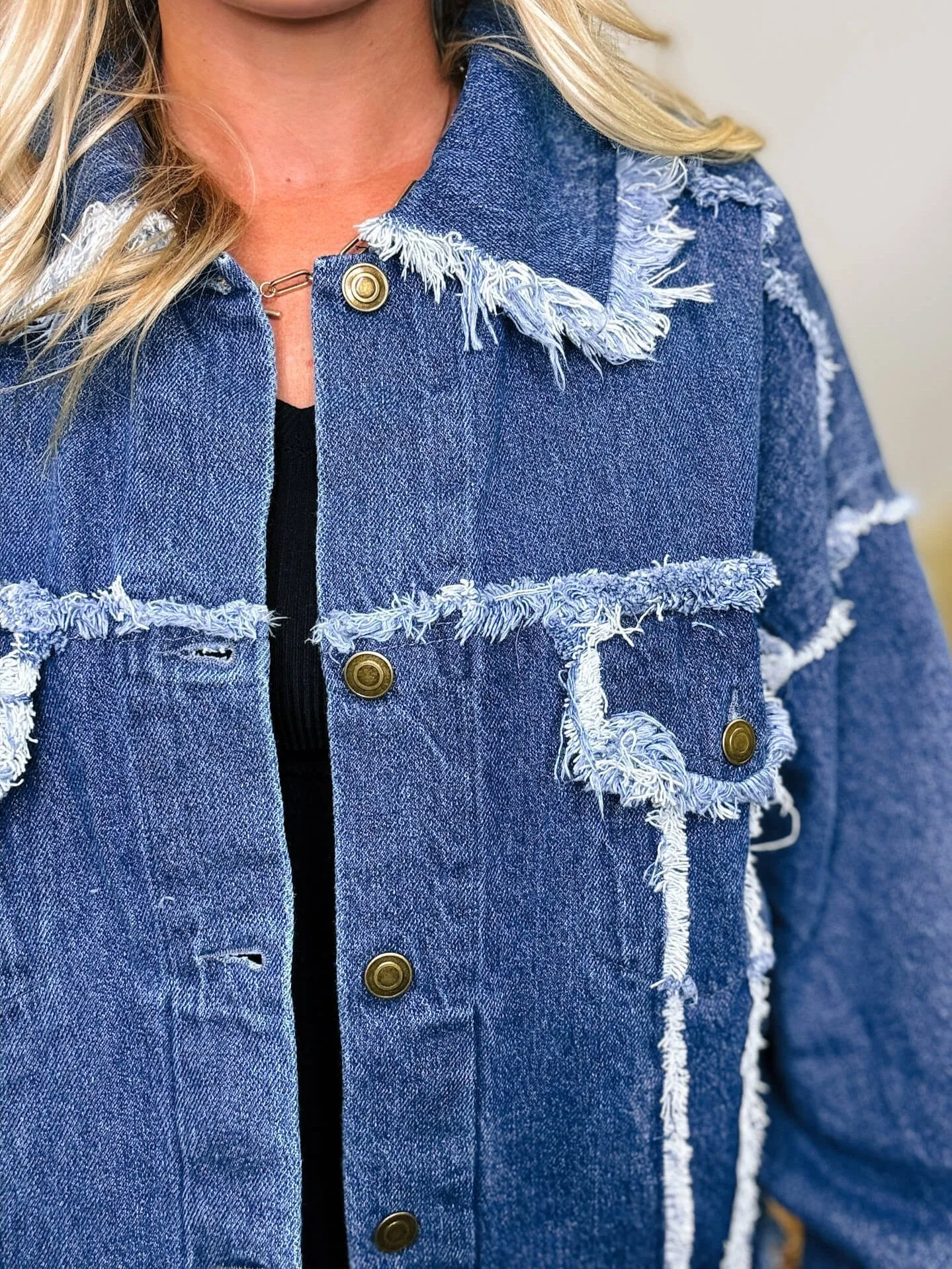 DOORBUSTER - Oversized Frayed Hem Denim Jacket