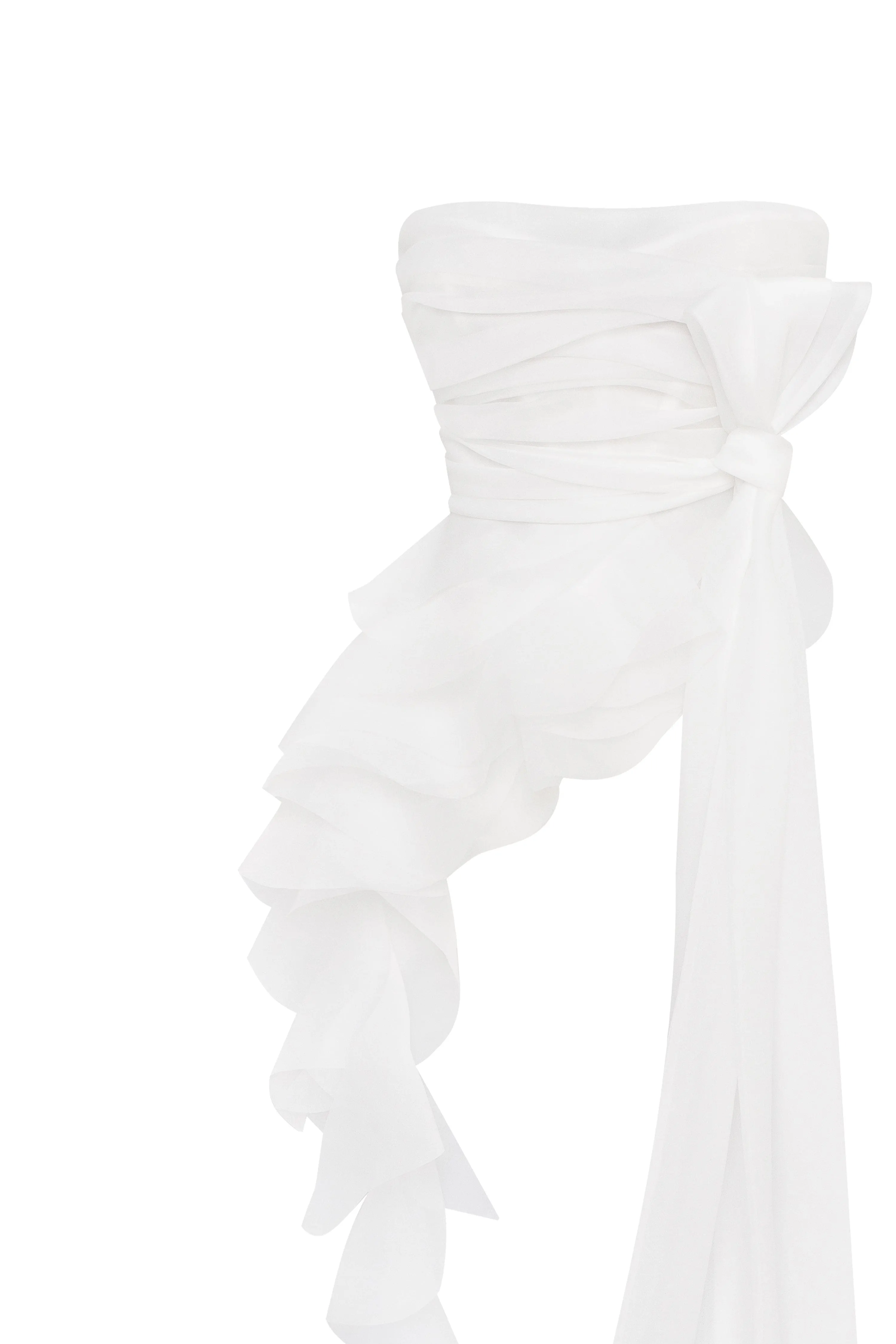 Dreamy blouse with meringue flounces in white