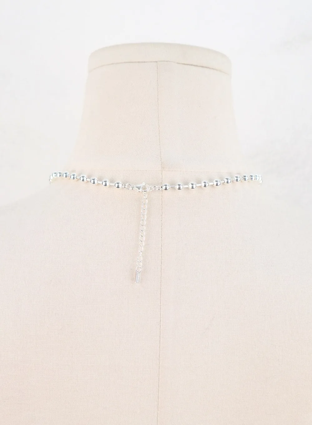 Elegant Silver Beaded Choker CO318