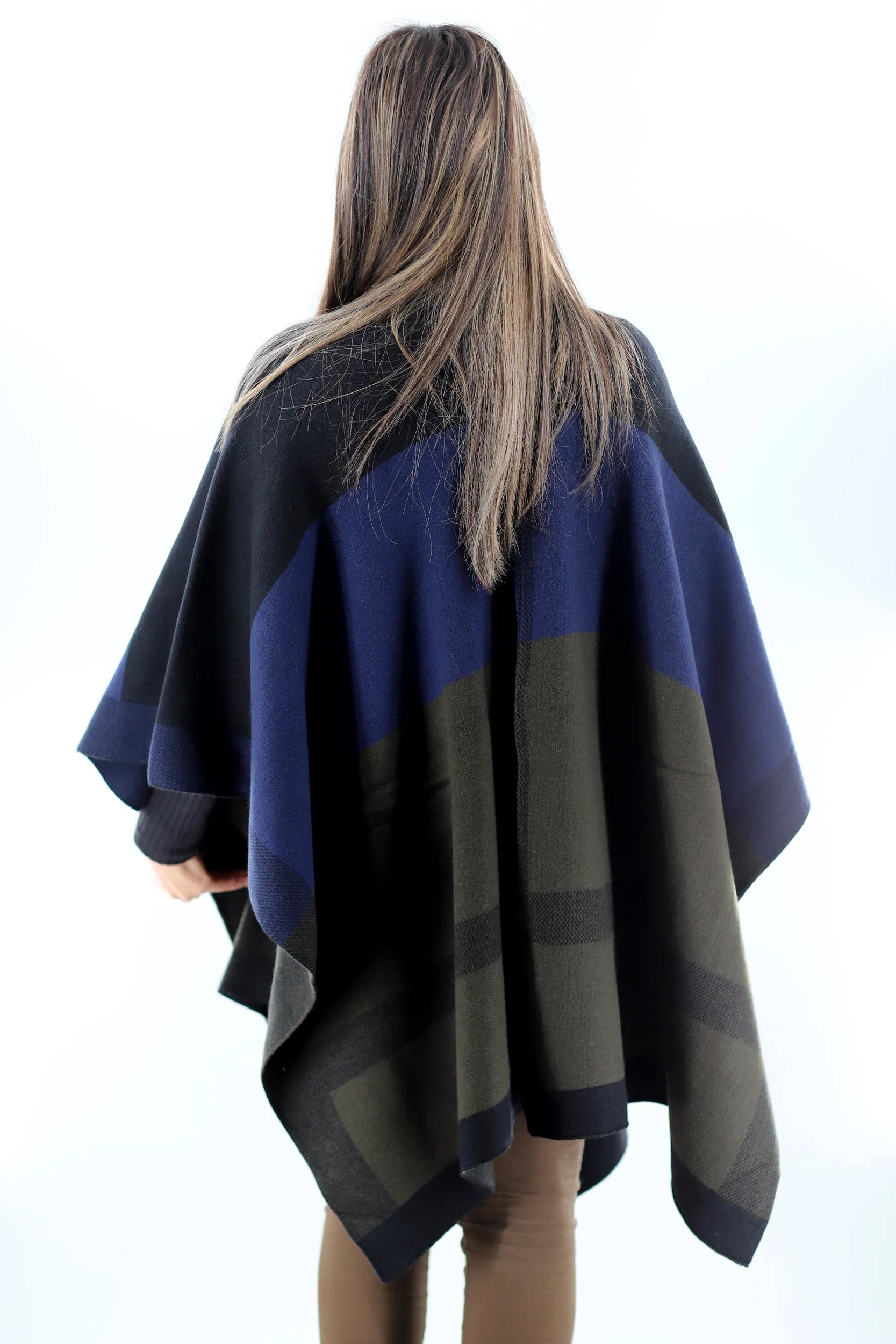Elegant Two-Tone Wrap Ruana - 60x40 inches