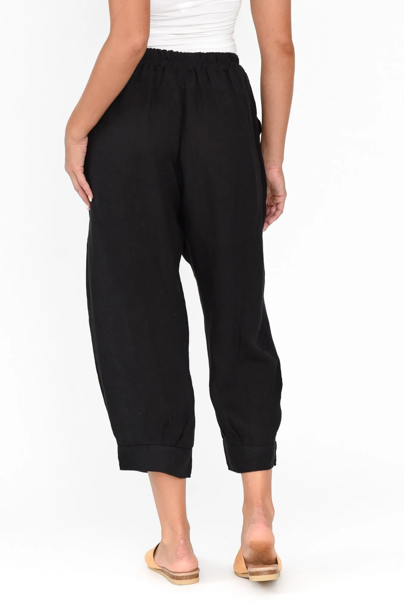Elide Black Linen Cropped Pants